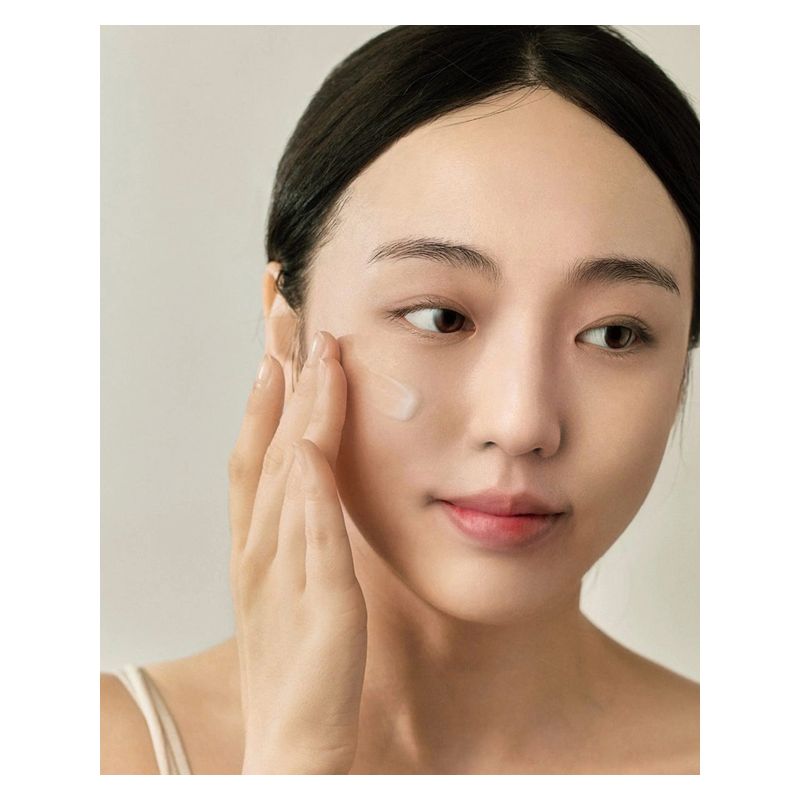 BEAUTYOFJOSEON - LIGHT ON SERUM CENTELLA + VITA C BEAUTYOFJOSEON - LIGHT ON SERUM CENTELLA + VITA C