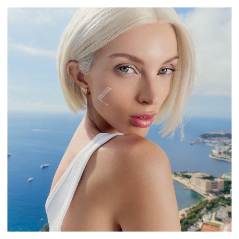 Lancaster - SUN PERFECT AIR DAILY INVISIBLE FLUID SPF 50 GLOW BOOSTER Lancaster - SUN PERFECT AIR DAILY INVISIBLE FLUID SPF 50 GLOW BOOSTER