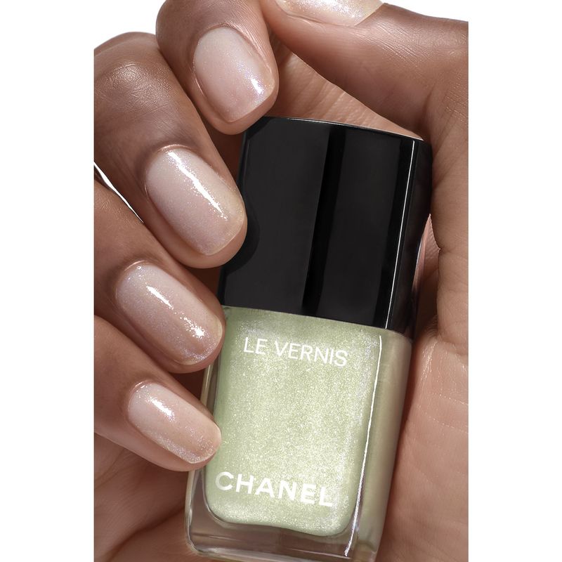 CHANEL - Le Vernis CHANEL - Le Vernis