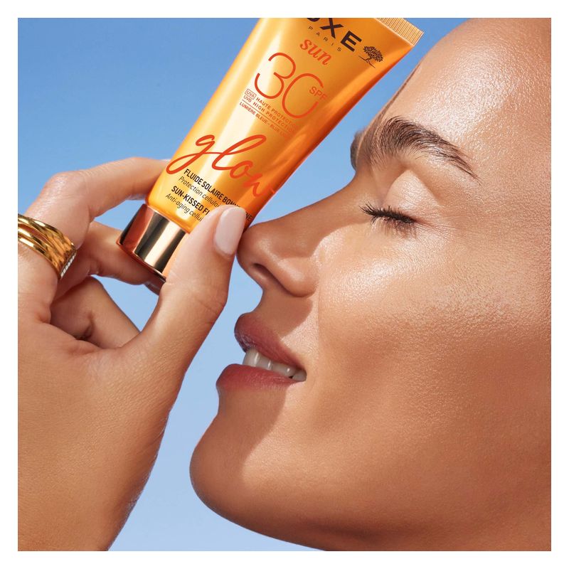 NUXE - SUN GLOW FLUIDE SOLAIRE BONNE MINE SPF 30 NUXE - SUN GLOW FLUIDE SOLAIRE BONNE MINE SPF 30