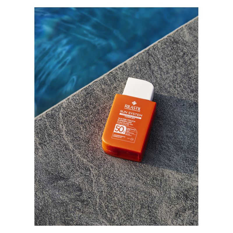 RILASTIL - SUN SYSTEM WATER TOUCH SUPERFLUID FLUDIO SOLARE VISO SPF 50