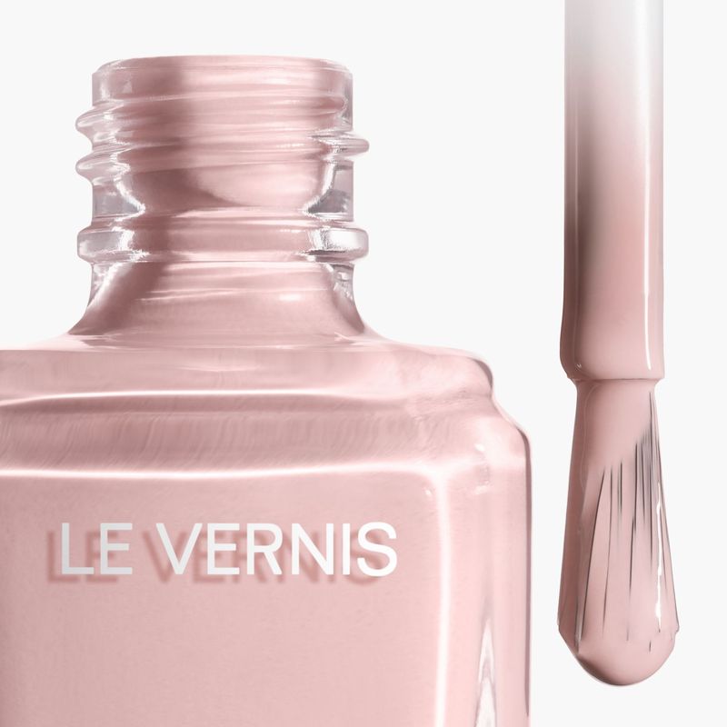 CHANEL - Le Vernis