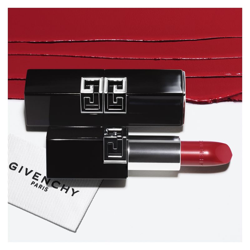 Givenchy - LE ROUGE SATIN SILK - rossetto satinato su misura Givenchy - LE ROUGE SATIN SILK - rossetto satinato su misura