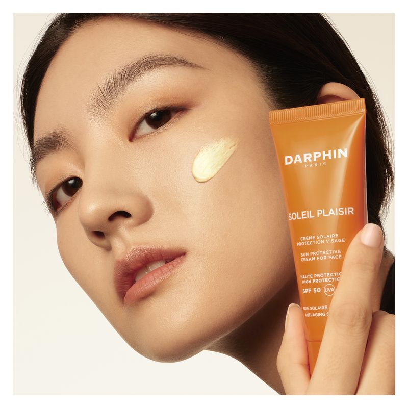Darphin - SOLEIL PLAISIR CRèME SOLAIRE PROTECTION VISAGE SPF 50 Darphin - SOLEIL PLAISIR CRèME SOLAIRE PROTECTION VISAGE SPF 50