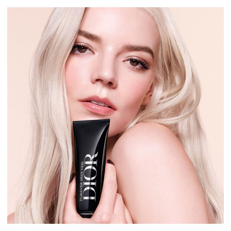 DIOR - Dior Forever Skin Veil Primer – finish luminoso – idratazione 24 ore – SPF 25 PA++ DIOR - Dior Forever Skin Veil Primer – finish luminoso – idratazione 24 ore – SPF 25 PA++