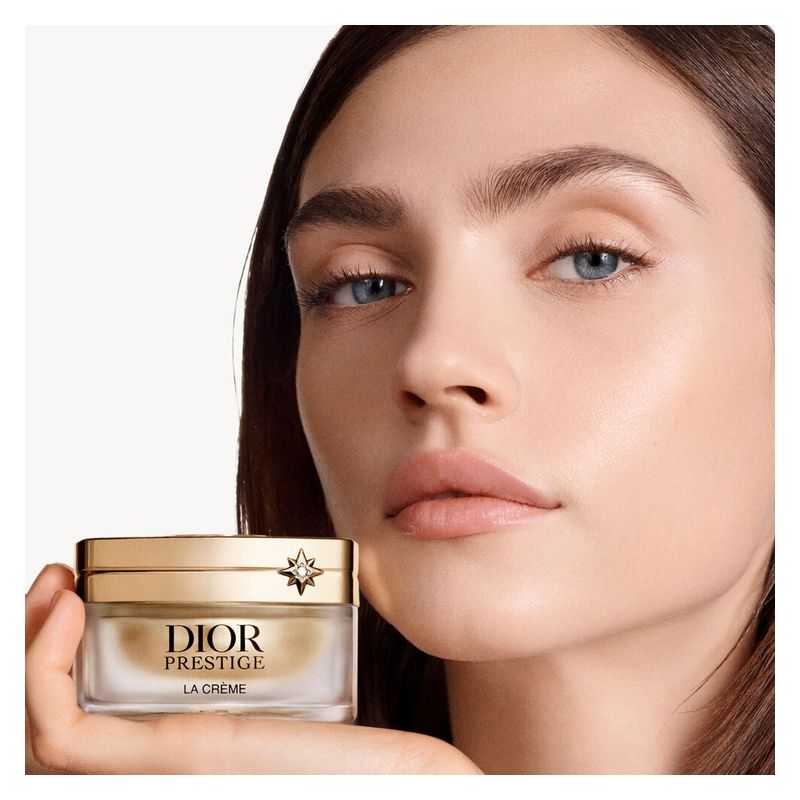 DIOR - Dior Prestige La Crème Texture Essentielle - Trattamento riparatore e rigenerante d’eccezione DIOR - Dior Prestige La Crème Texture Essentielle - Trattamento riparatore e rigenerante d’eccezione