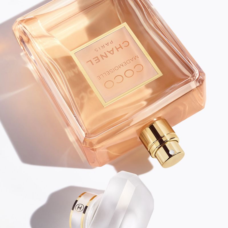 CHANEL Coco Mademoiselle, Eau de Parfum Donna, 200 ml Spray, Fragranza Orientale Fresco, Profumo femminile vivace e sensuale CHANEL Coco Mademoiselle, Eau de Parfum Donna, 200 ml Spray, Fragranza Orientale Fresco, Profumo femminile vivace e sensuale